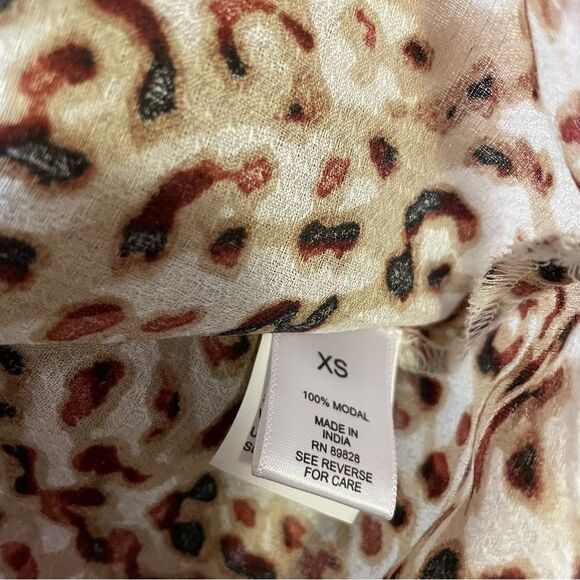 NEW Haute Hippie Tunic Top Sheer Leopard Print Chiffon Boho Modal Popover XS - Picture 6 of 10